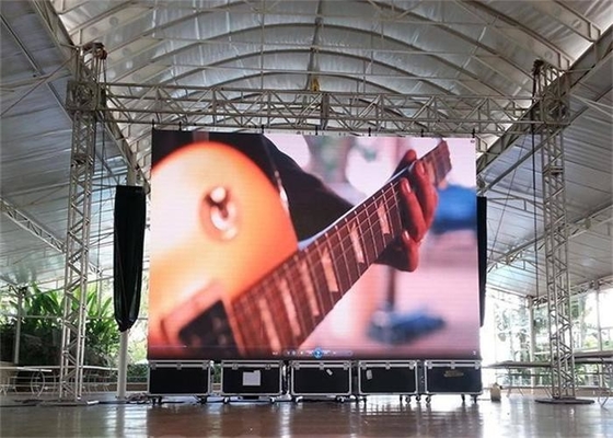 Waterdicht en vochtdicht, niet-stotterend P2 P2.5 volkleurig indoor LED-display