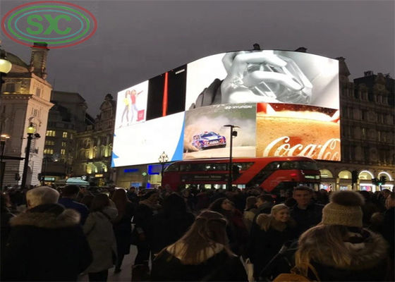 Verstelbare hoek buitenshuis gigantische LED billboard aanpassen LED-paneel in het centrum van de stad