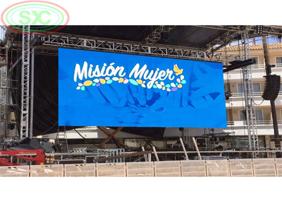 Hangende serie buiten LED-display P6 verhuur LED-bord spelen voetbal games
