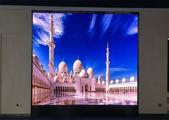 CCC Indoor Full Color LED-display P1.667 met 1 / 30s-scanmodus