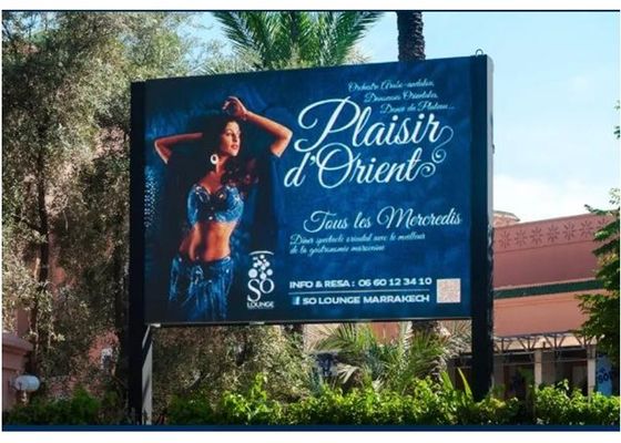 P6 Buiten Full Color Gebouw Reclame LED Display 5500cd/M2 Helderheid IP65 Waterdicht