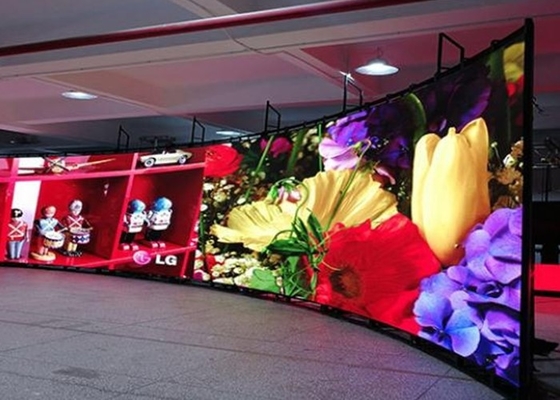 Verhuur Buitenwaterdicht LED-advertentie scherm, P3.91 Full Color LED Display Board MBI5124 Hoge resolutie