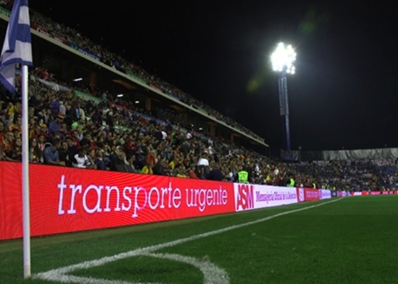 P10 Stadionperimeter Full Color LED Display 3000Hz 1R1G1B 320x160mm