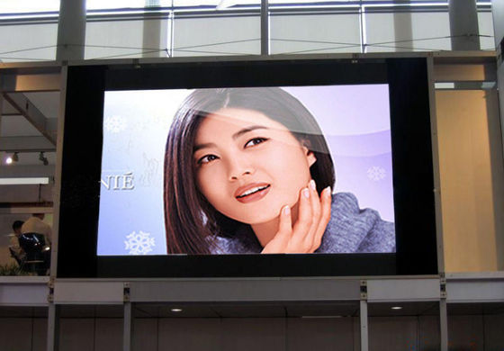 P10 Outdoor LED Billboard 5000cd/m2 Helderheid 10mm Pitch