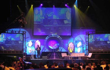 Advertentie COB P2.5 IP65 led-wand Scherm voor podium binnenshuis Helderheid 800, 3G WIFI