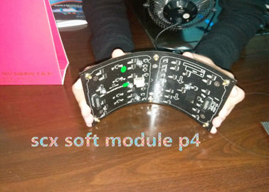 P4 Curving LED Video Screen Curtain Flexible Led Display Module volkleur