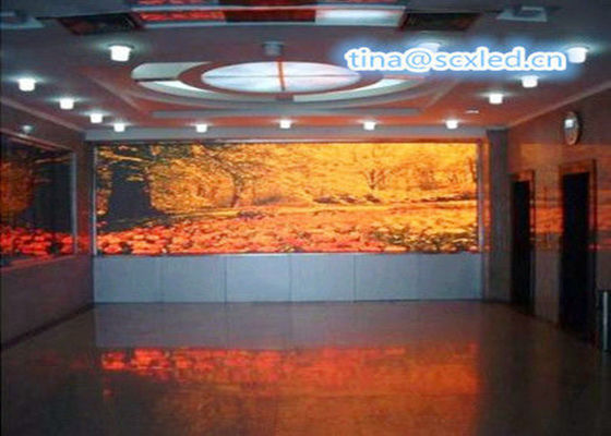 P8 SMD Buitenbouw LED-scherm 8 mm Pixel Full Color Video Display