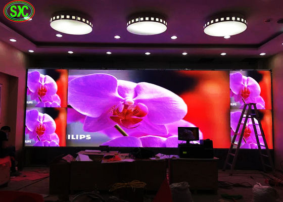 HD Binnen Full Color LED Display met 2.5mm Kleine Pixel Pitch en Aangepaste Kast