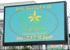 Hoge helderheid en brede kijkhoek Buiten Full Color LED-scherm voor branding