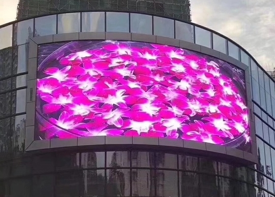 Buitenplaatstoestellen 6500 Nits Hoogwaardig digitaal volkleurig LED-display