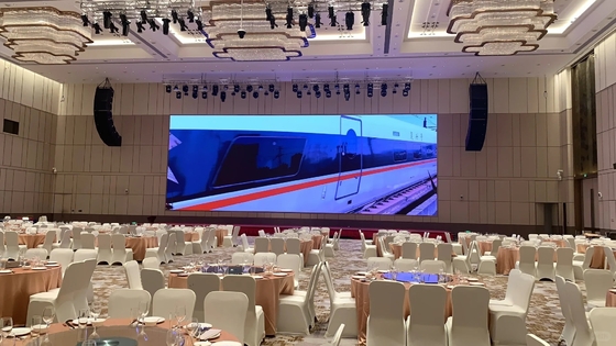 P2.5 P2.6 Waterdichte LED-billboards voor buiten Full Color P3.91 HD LED Iron Box 1000*1000MM Box