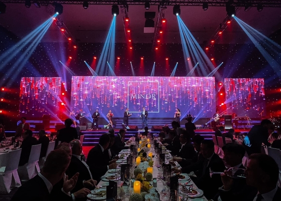Buiten Full Color Sports Screen LED Display P10 Voetbalstadion IP65 Groot scherm Ultra HD ijzeren kast
