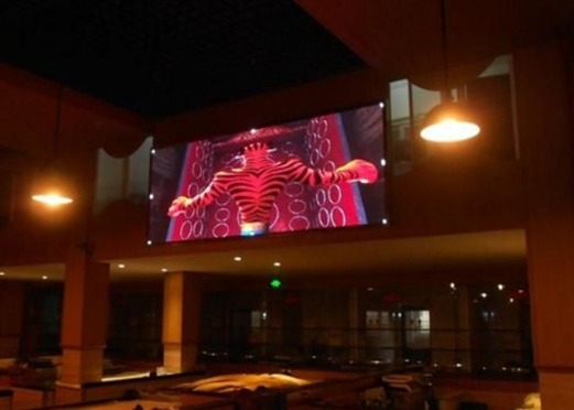 Indoor Ultra-Clear Small Pitch P1.667 LED Billboard 3840HZ Vernieuwingssnelheid SMD 1010 DC 5V