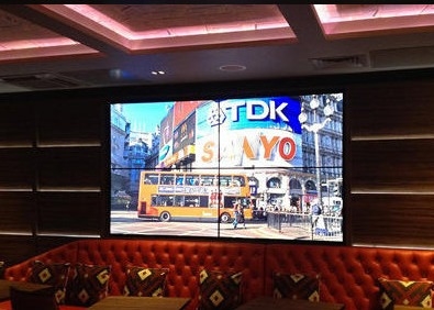 Indoor P3.91SMD Full Color LED Display Die-Cast Aluminium Screen 65410 Dots/Sqm Dichtheid