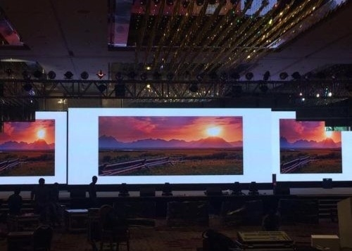 Gegooid aluminium scherm Vaste installatie/verhuur Aanpasbare conferentieruimte Ultra HD P2.5 Kleine toonhoogte Indoor Full Color LED Display