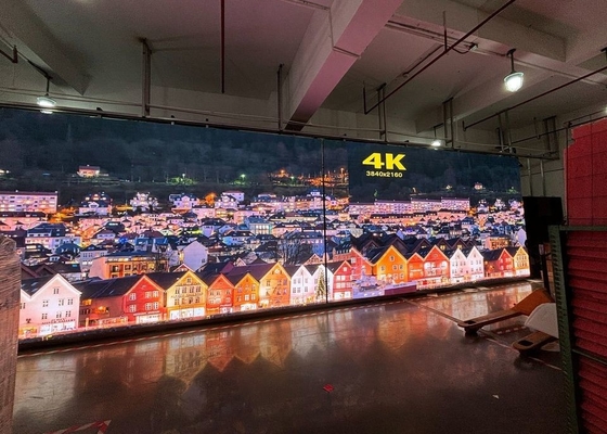 Die-cast aluminium scherm Indoor HD Video Advertisement For Station Wedding Church 9500K P4.81 Transparante LED scherm