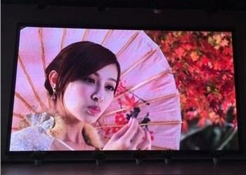 Indoor Fine Pitch Ultra Thin SMD P2 Full Color LED Display Screen voor stage bruiloftszalen