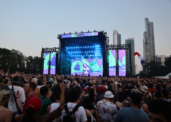 16:9 Verhouding 5m X 3m Turnkey Compleet Systeem P2.6 P2.9 P3.91 LED Display 500mmx500mm LED Panel Achtergrond Indoor Outdoor LED Screen