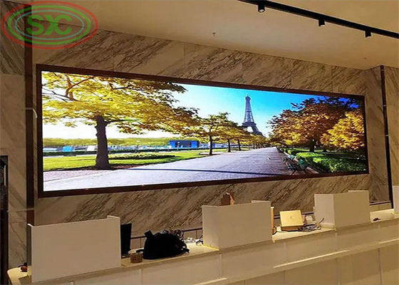 Huur LED-scherm met SMD 2121 lampkralen en een IC-type met hoge vernieuwingsfrequentie, dat scherpe, heldere beelden levert voor LED-verhuuroplossingen binnenshuis.