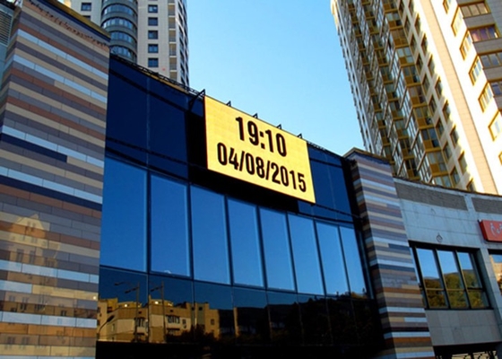 HD Grote verhuur Buiten Full Color LED Display P10 High Definition 1/4 Scan Mode IP65