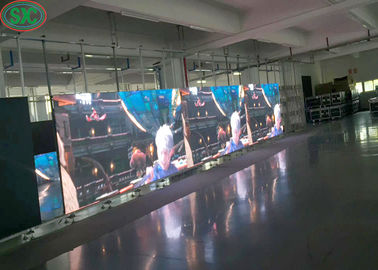 SMD1515P2.5Suspended LED Display Die-Cast Aluminium Cabinet 40000 punten/vierkante meter