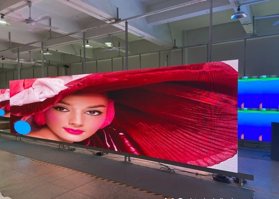 Buitengewassen van aluminium/ijzeren doos Reclame LED-scherm P16 Verhuur HD Flexibel enkel- en dubbelkleurig