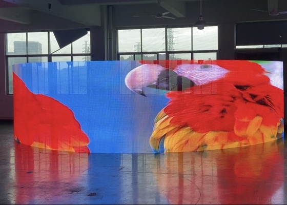 Full Color Transparent Verhuur Buiten 2500 Nits P3.91 Transparent LED Scherm