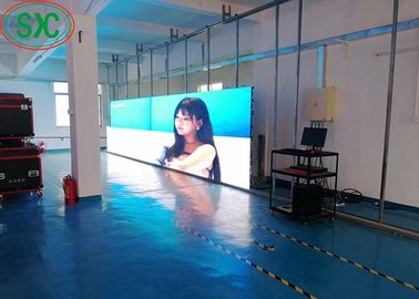 P2.5 Indoor Full Color LED-scherm met gegoten aluminium behuizing 576X576mm Driejarige garantie