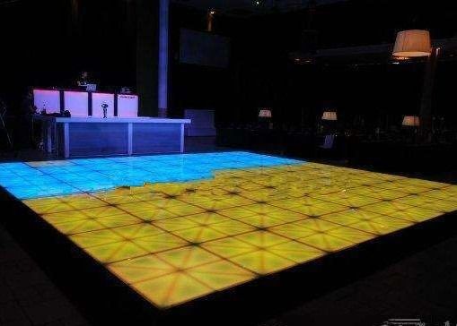 Goede prijs Klantlabel LED Dansvloer met Gloeiend Lichteffect en DMX512 Besturingssysteem online
