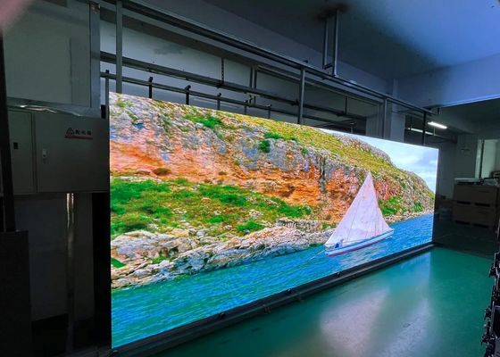 P3 P4 Full Color LED Video Verhuur 3In1 SMD2121 Indoor Video Wall Met 1000cd/Sqm IJzer of Aluminium Kas 4mm Pixels