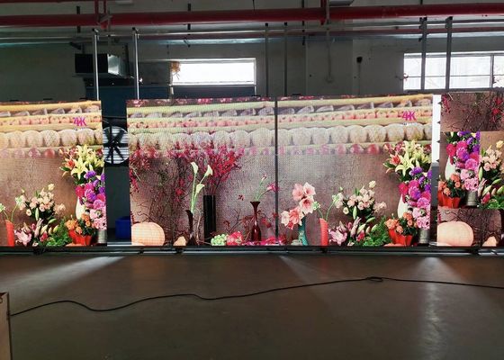 P3 P4 Full Color LED Video Verhuur 3In1 SMD2121 Indoor Video Wall Met 1000cd/Sqm IJzer of Aluminium Kas 4mm Pixels