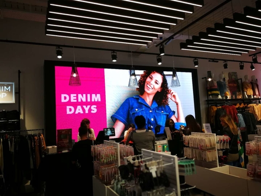Vaste installatie ijzeren doos LED Video Wall HD P2.5 Indoor LED Display Screen SMD