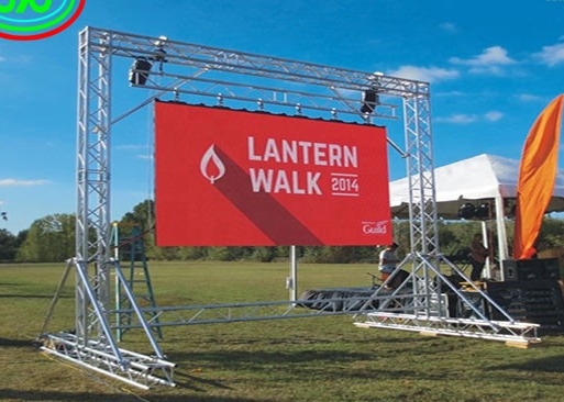 Lease Long Control Distance And Constant Drive Current voor gegoten aluminium opgehangen LED-displays
