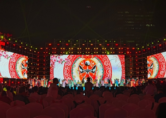 Stadion scherm verhuur / vaste installatie HD Reclame Outdoor Full Color LED Display 960 X 768mm Kas