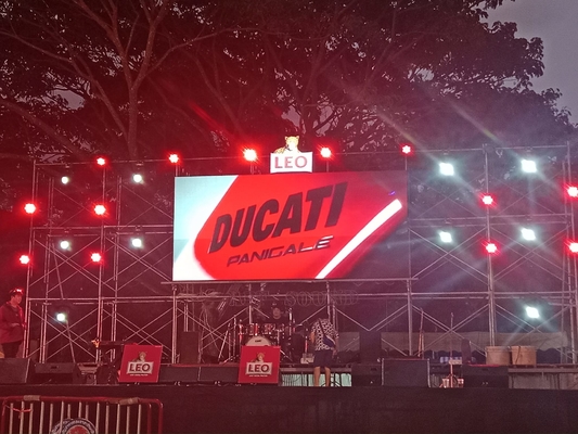 Indoor LED Display P4 Full Color Stage LED Die-Cast Aluminium Screen 2500Nits 3 jaar garantie