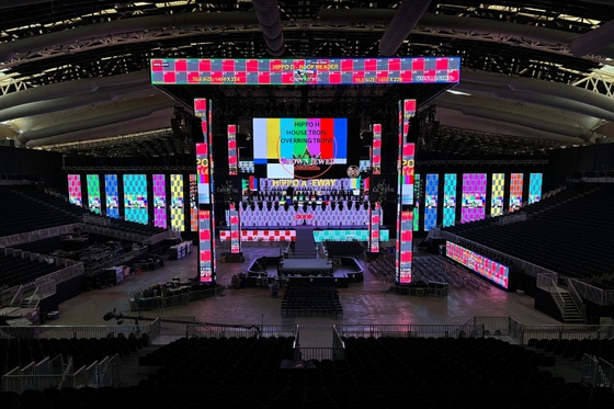 Gegooid aluminium scherm Vaste installatie/verhuur Aanpasbare conferentieruimte Ultra HD P2.5 Kleine toonhoogte Indoor Full Color LED Display