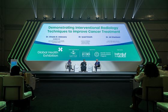 Aangepaste vaste indoor podium SMD LED-verhuur, 2500 nits helderheid indoor full color led display