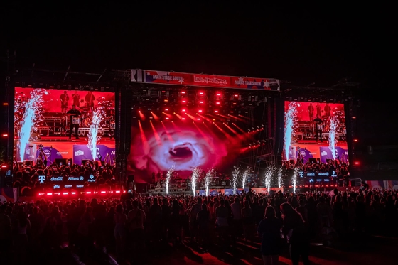 Grote scherm voor het verhuren van een podium 7500 cd/m2 Full Color LED Display Indoor Video Wall Event Hoog prestatie