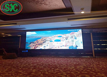 SMD2121 Indoor gebogen scherm Full Color staal 960 x 960 mm Box RGB LED-display