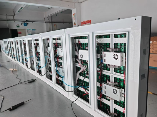 Outdoor Full Color Standard SMD2121 P3 LED Display Die-Casting Aluminium Chassis 576x576mm Drie jaar garantie