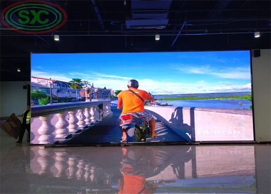 Voor- en achtertoegang Gemakkelijk onderhoud Full Color P4 LED Video Wall Screen