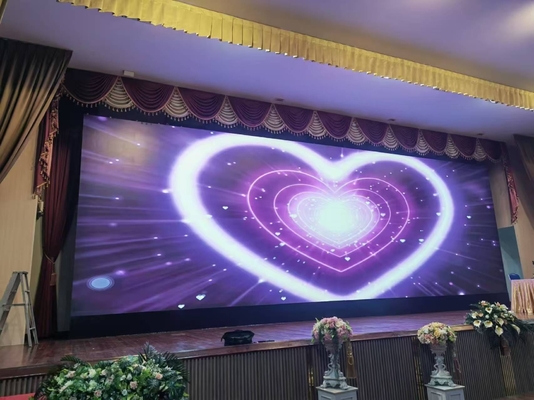 Indoor Full Color LED Display p3 3840hz refresh rate De ultieme oplossing bij het zoeken naar een brede kijkhoek en een hoog signaalproces voor een soepele weergave