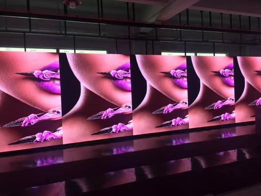 Indoor Hanging LED Rental Screen Smd, P2 Full Color LED Signage 3 jaar garantie