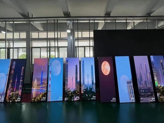 HD LED Poster Display P2.5 Volkleurig Vloer Staande Advertentie 1/16 Scanning Wall