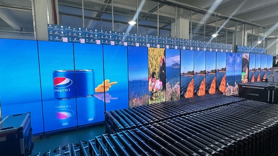 Aluminium-LED-posterdisplay met aluminiumpaneelmateriaal en module resolutie 209*104