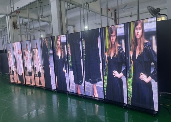 960*320 Module Resolutie Aluminiumpaneel Advertentie LED-schermen voor 680x2000mm Schermgrootte