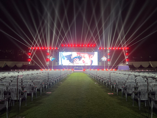 Makkelijk te verbinden en te verwijderen Buiten Full Color LED Display voor reclame Multi-Media Stadion Stage Verhuur Show en meer