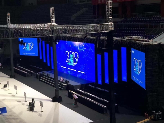 HD-verhuur van 3-in-1 RGB-LED-displayboards met hoge resolutie voor kerken, conferentiezalen en showrooms