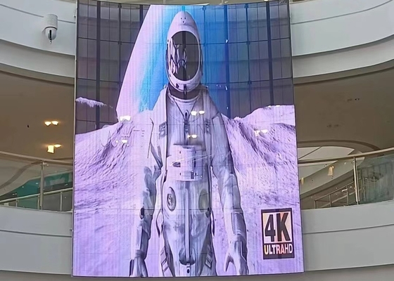 Outdoor Full Color LED Display High Definition Epistar 1/13 Scanning voor straatcommercieel centrum enz.