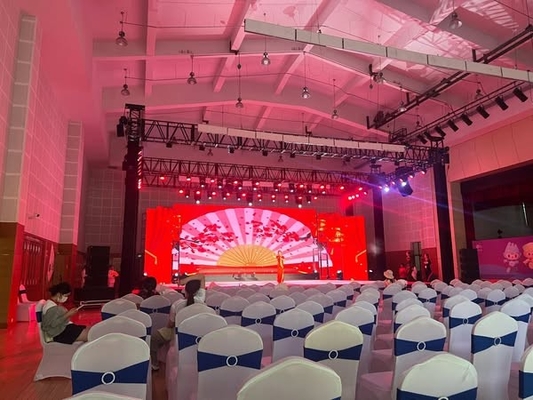 P3.91 Buitenverhuurstage Full Color HD Afneembare LED-verhuurskerm